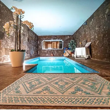 7 E Piscina Privata